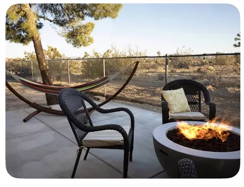 Exterior - 3893 Manchester, Yucca Valley, CA 92284 photo 5 of 8