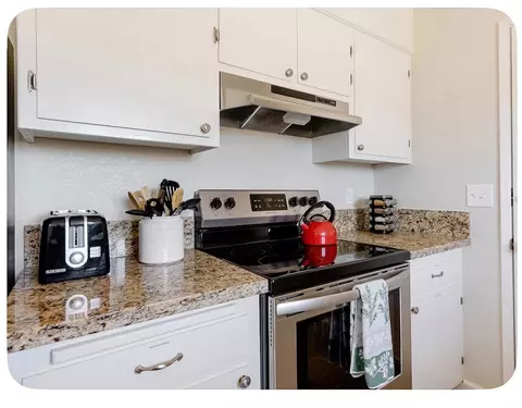 Kitchen - 3893 Manchester, Yucca Valley, CA 92284 photo 1 of 1