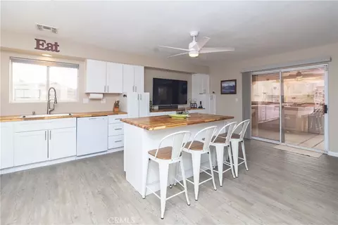 Kitchen - 2202 Casa Del Sol, Needles, CA 92363 photo 2 of 5