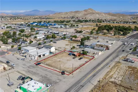 2909 Sierra Hwy, Rosamond, CA 93560