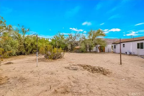 Exterior - 6591 Ocotillo Ave, Twentynine Palms, CA 92277 photo 2 of 7