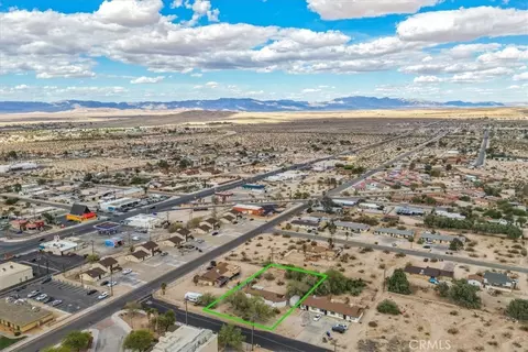 View/Area - 6591 Ocotillo Ave, Twentynine Palms, CA 92277 photo 2 of 6