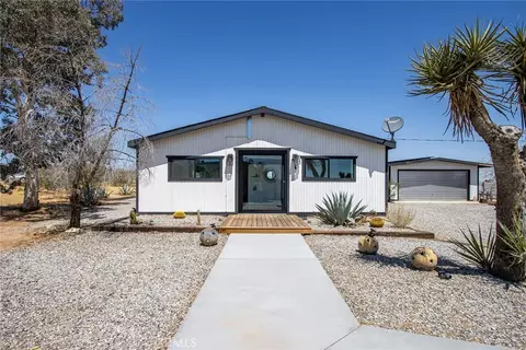 Exterior - 1564 Luna Mesa Rd, Yucca Valley, CA 92284 photo 3 of 19
