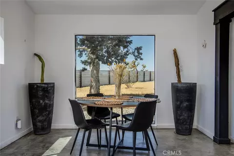 Dining - 1564 Luna Mesa Rd, Yucca Valley, CA 92284 photo 3 of 3