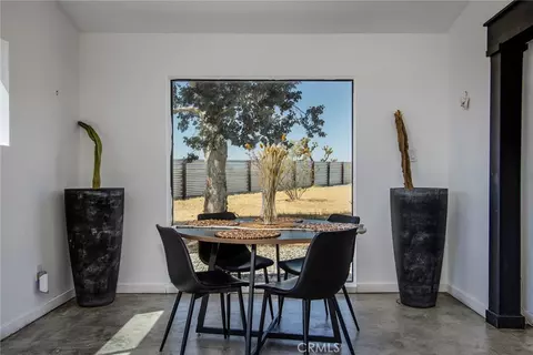 Dining - 1564 Luna Mesa Rd, Yucca Valley, CA 92284 photo 3 of 3