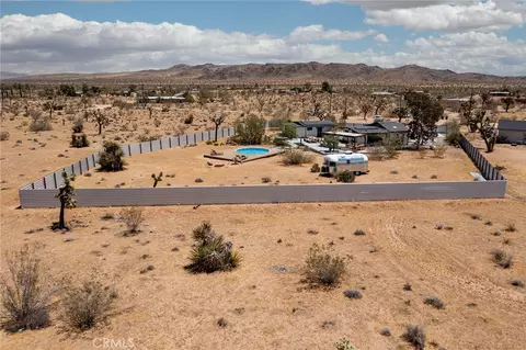 View/Area - 1564 Luna Mesa Rd, Yucca Valley, CA 92284 photo 3 of 3