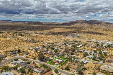 View/Area - 61504 Capilla Dr, Joshua Tree, CA 92252 photo 6 of 6