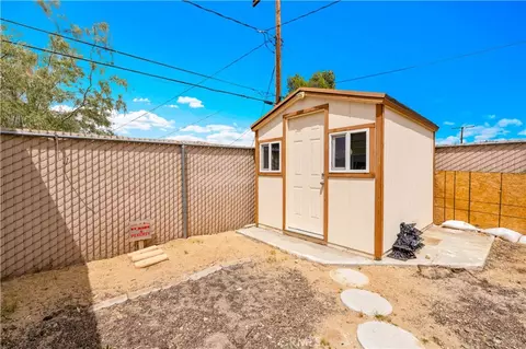Exterior - 61504 Capilla Dr, Joshua Tree, CA 92252 photo 13 of 14