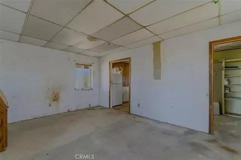 Living - 80422 Baseline, Twentynine Palms, CA 92277 photo 2 of 3