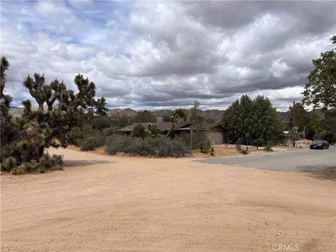 Exterior - 7890 Mariposa, Yucca Valley, CA 92284 photo 8 of 11