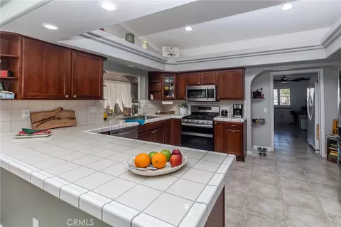 Kitchen - 2249 Casa Linda, Needles, CA 92363 photo 5 of 5