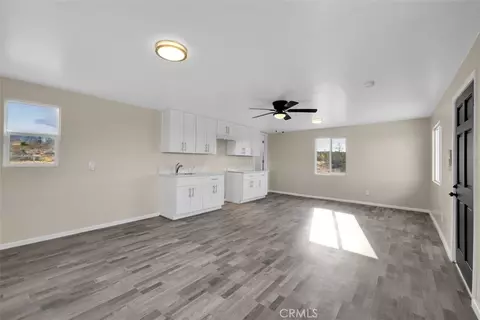 Living - 55757 Linn, Landers, CA 92285 photo 9 of 10