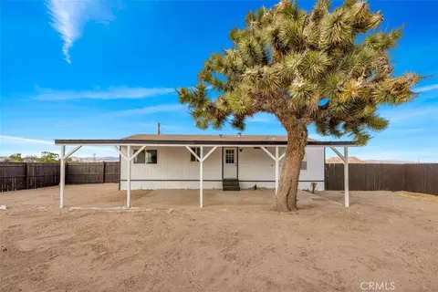 Exterior - 55757 Linn, Landers, CA 92285 photo 5 of 12