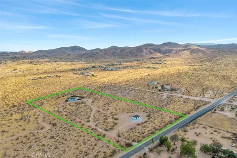 View/Area - 55757 Linn, Landers, CA 92285 photo 2 of 4