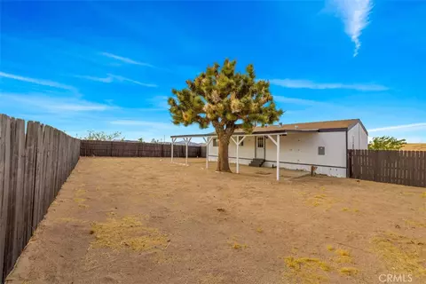 Exterior - 55757 Linn, Landers, CA 92285 photo 6 of 12