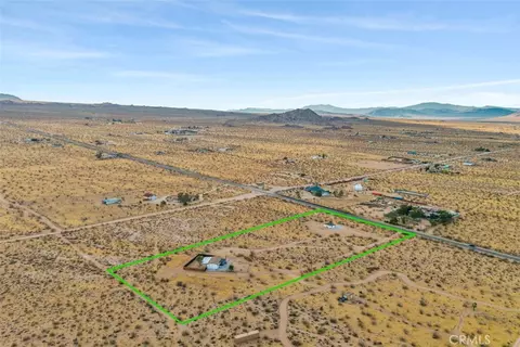 View/Area - 55757 Linn, Landers, CA 92285 photo 3 of 4