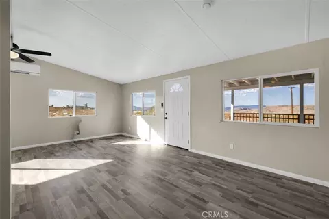 Living - 55757 Linn, Landers, CA 92285 photo 3 of 10