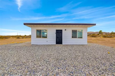 Exterior - 55757 Linn, Landers, CA 92285 photo 10 of 12