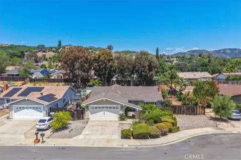 620 Meadow Grove Pl, Escondido, CA 92027