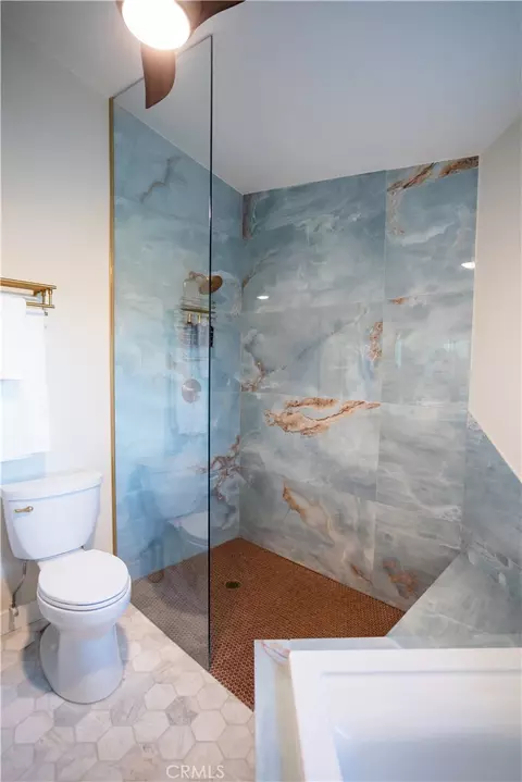 Bath - 71159 Sullivan, Twentynine Palms, CA 92277 photo 6 of 8