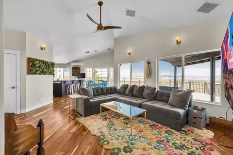 Living - 71159 Sullivan, Twentynine Palms, CA 92277 photo 3 of 5
