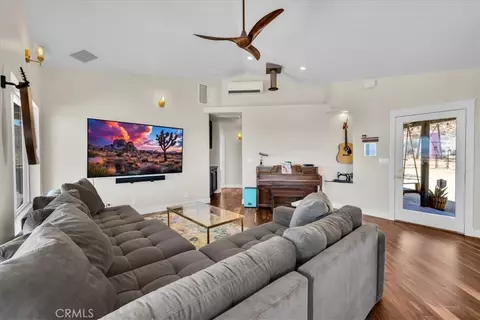 Living - 71159 Sullivan, Twentynine Palms, CA 92277 photo 2 of 5