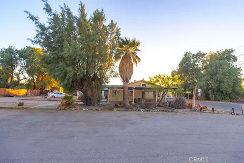 Exterior - 91 Desnok St, Needles, CA 92363 photo 2 of 2
