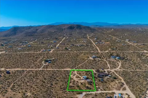 View/Area - 5437 Paradise View Rd, Yucca Valley, CA 92284 photo 10 of 11