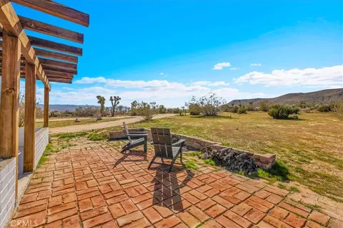 Exterior - 5437 Paradise View Rd, Yucca Valley, CA 92284 photo 22 of 29