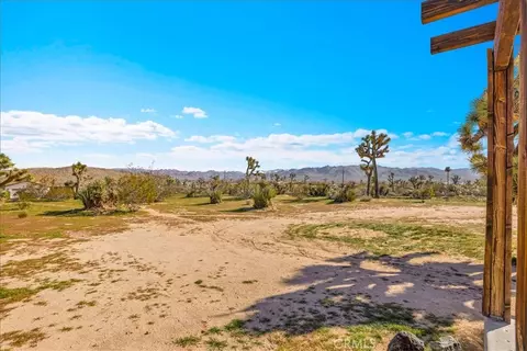 Exterior - 5437 Paradise View Rd, Yucca Valley, CA 92284 photo 26 of 29