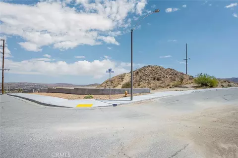 8811 Sage, Yucca Valley, CA 92284 photo 9