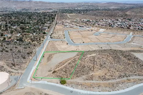 8811 Sage, Yucca Valley, CA 92284 photo 2