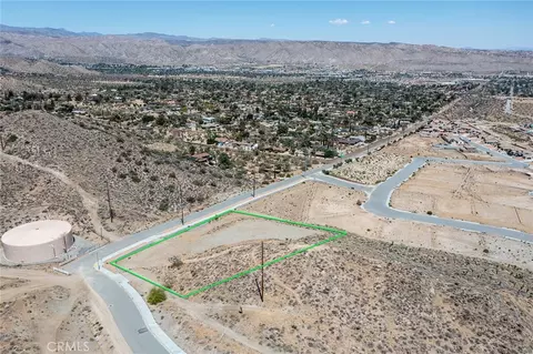 8811 Sage, Yucca Valley, CA 92284 photo 3