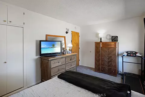 Bedroom - 7744 Inca Trl, Yucca Valley, CA 92284 photo 5 of 9