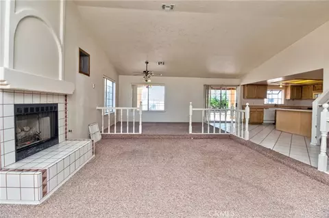 Living - 2209 Casa Linda, Needles, CA 92363 photo 2 of 6