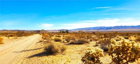 62259 Dixie Ln, Joshua Tree, CA 92252
