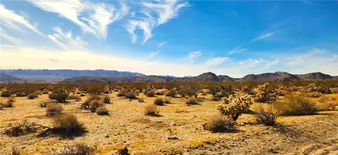 62259 Dixie Ln, Joshua Tree, CA 92252 photo 2