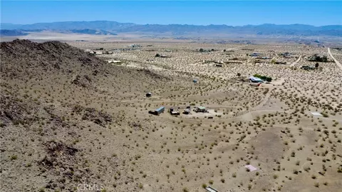 63398 Lakeview, Joshua Tree, CA 92252 photo 25