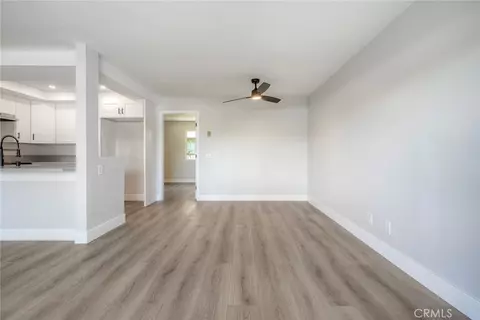 Living - 149 W Glaucus #D, Encinitas, CA 92024 photo 3 of 7