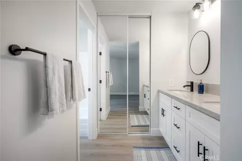 Bath - 149 W Glaucus #D, Encinitas, CA 92024 photo 1 of 4