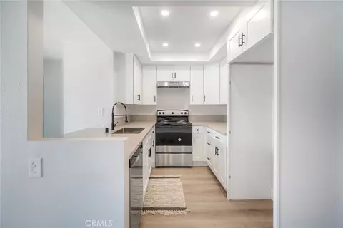Kitchen - 149 W Glaucus #D, Encinitas, CA 92024 photo 1 of 3