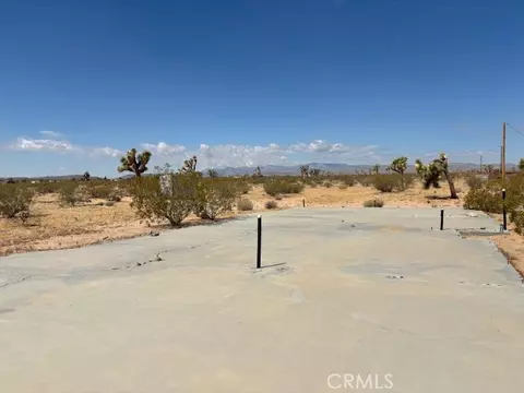 1 Mitch Rd, Landers, CA 92284 photo 2