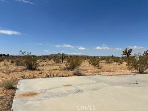 1 Mitch Rd, Landers, CA 92284 photo 3