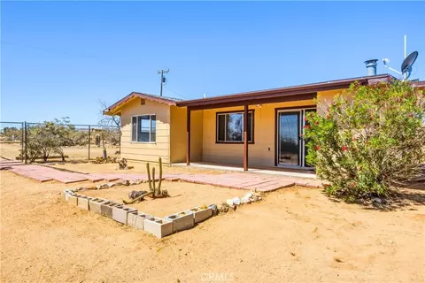 Exterior - 56674 Cone Blvd, Landers, CA 92285 photo 3 of 11