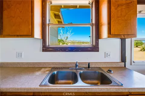 Kitchen - 56674 Cone Blvd, Landers, CA 92285 photo 1 of 4