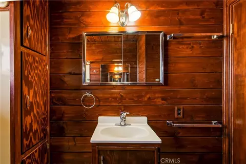 Bath - 56674 Cone Blvd, Landers, CA 92285 photo 1 of 4