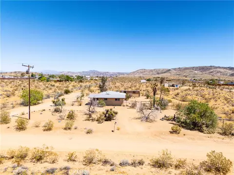 View/Area - 56674 Cone Blvd, Landers, CA 92285 photo 1 of 7