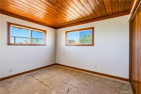 Bedroom - 56674 Cone Blvd, Landers, CA 92285 photo 2 of 5