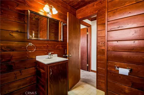 Bath - 56674 Cone Blvd, Landers, CA 92285 photo 3 of 4