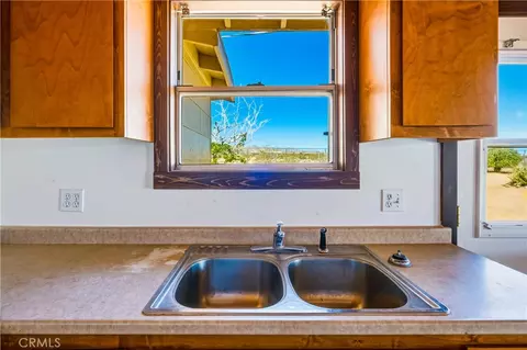 Kitchen - 56674 Cone Blvd, Landers, CA 92285 photo 1 of 3
